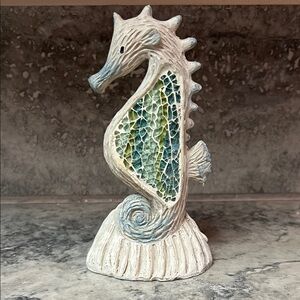 NWOT Coastal inspired sea horse